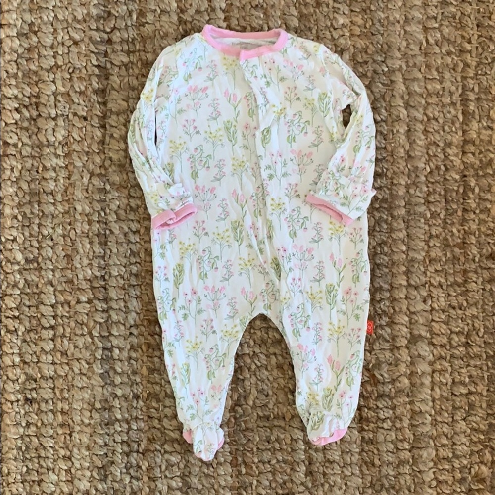 Baby Girls Magnetic Me Modal Jammies sz 0-3 months
